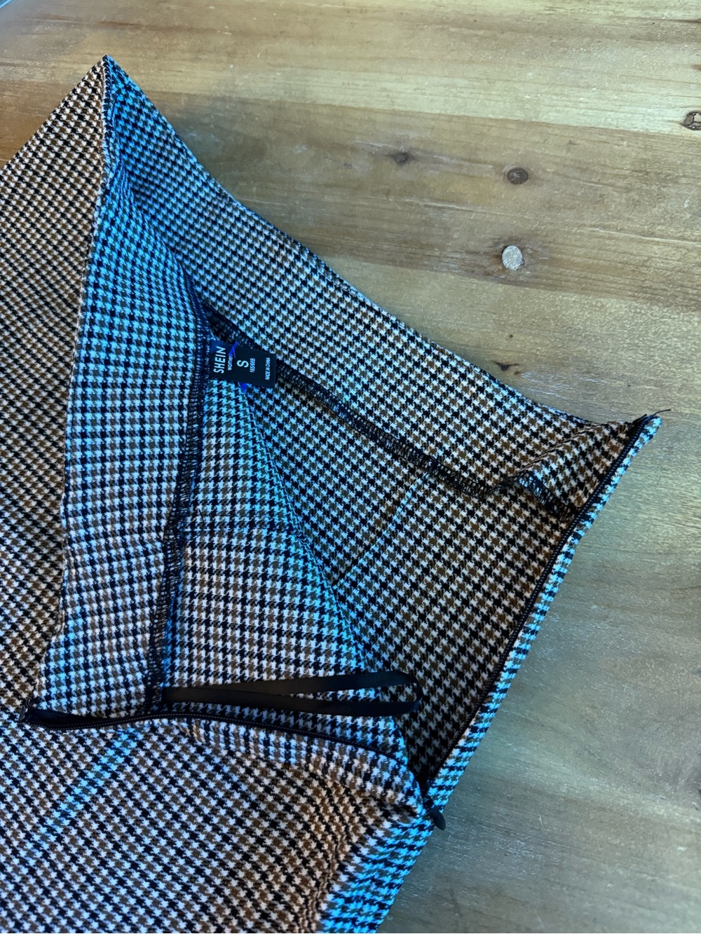 SHEIN Black & White Houndstooth Pencil Skirt - Picture 4 of 5